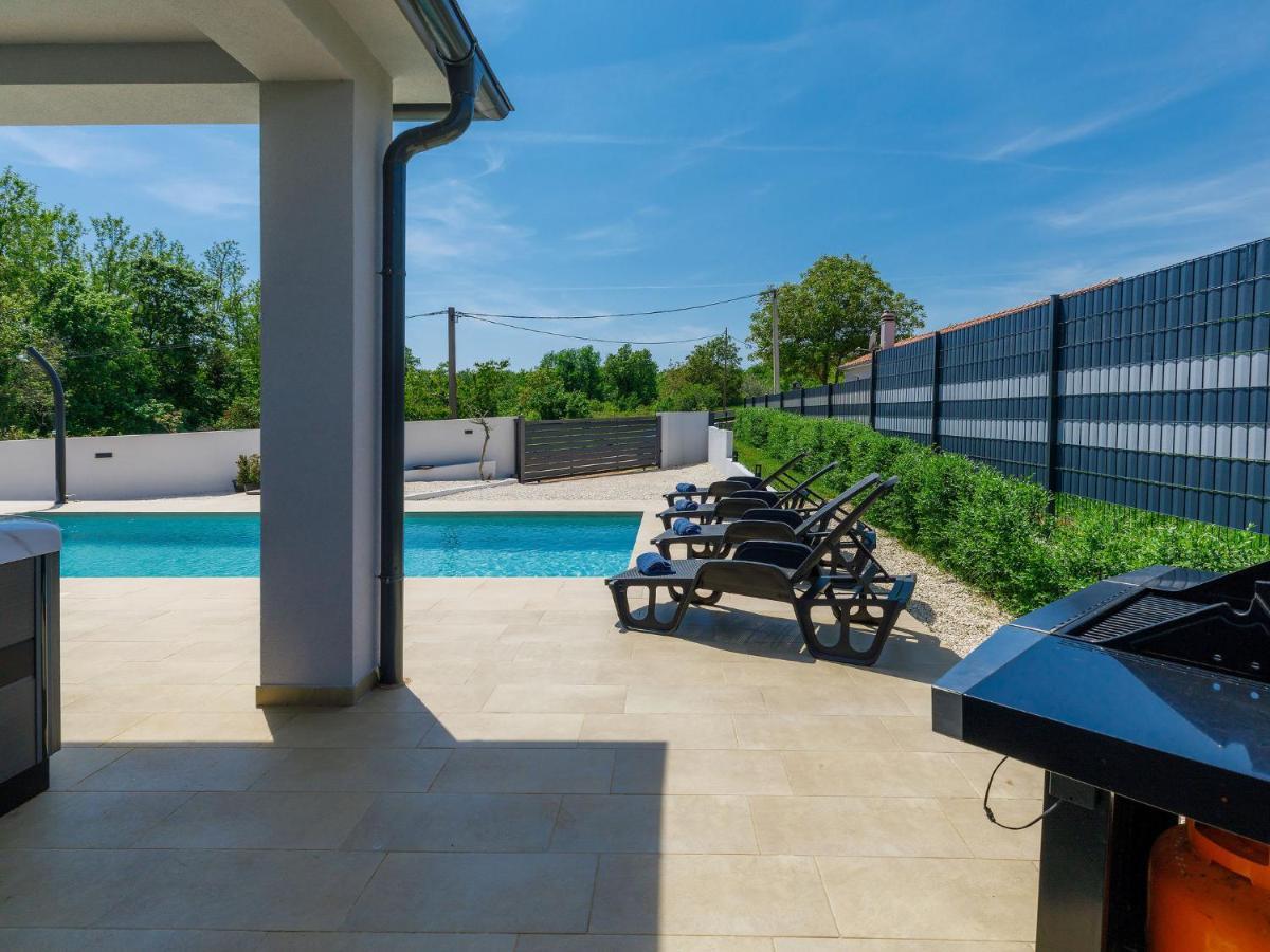 Villa Vine By Interhome Marčana Zewnętrze zdjęcie