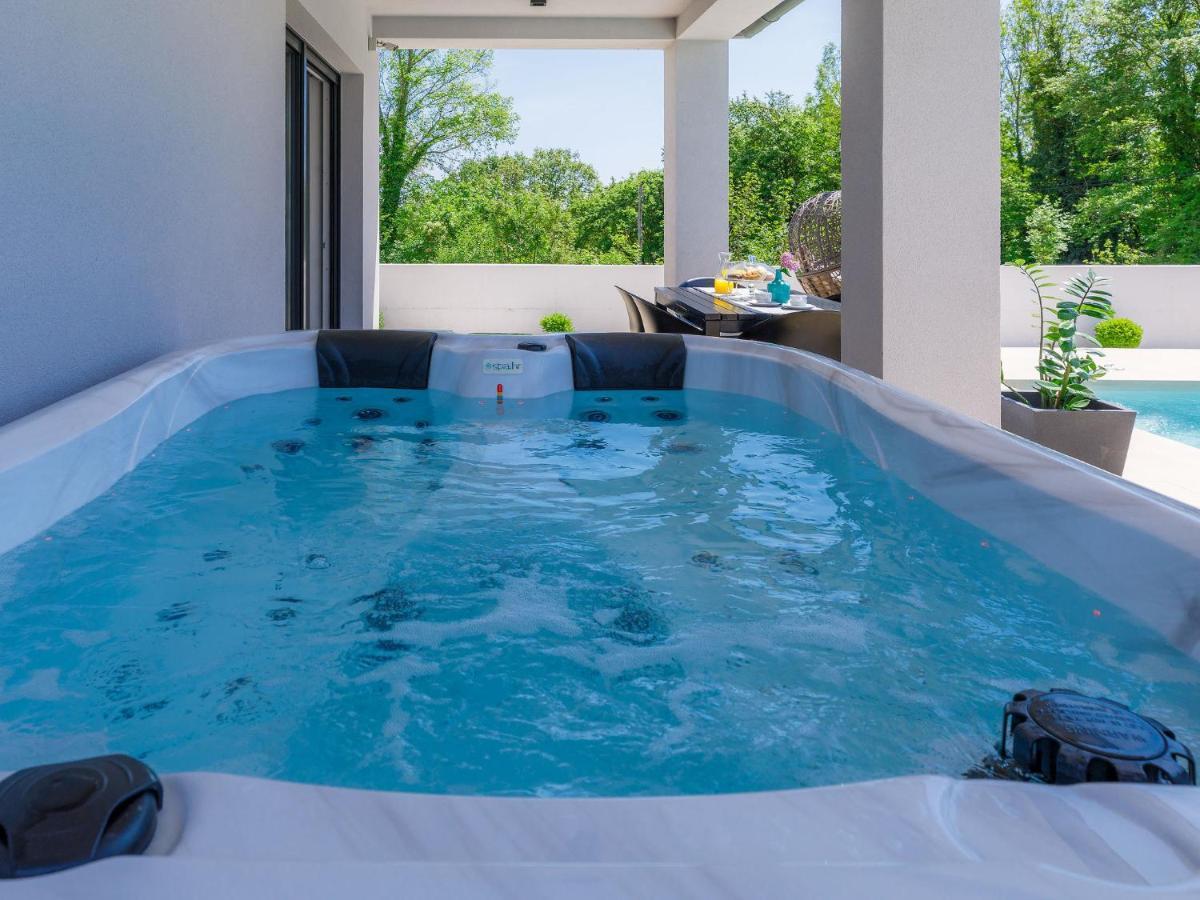 Villa Vine By Interhome Marčana Zewnętrze zdjęcie